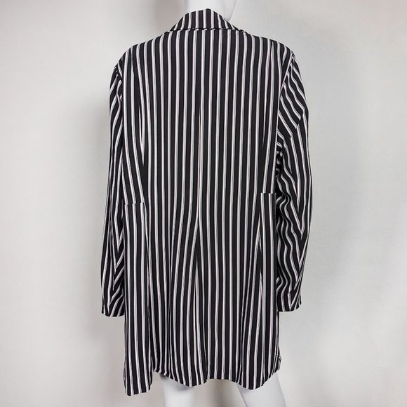 Torrid Black, White And Purple Striped Blazer - Picture 5 of 12